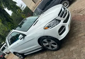 Mercedes-Benz GLE-Class 2017 White