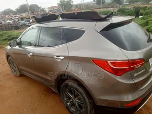 Hyundai Santa Fe 2012 Gray