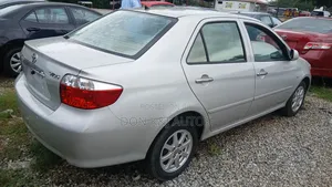 Toyota Corolla Verso 1.6 VVT-i 2005 Silver