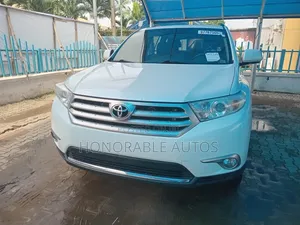 Toyota Highlander 2013 White