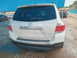 Toyota Highlander 2013 White