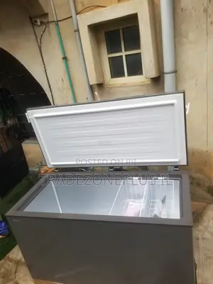 Durable Hisense FC-55DD Cold Storage