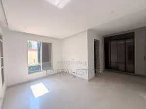 3bdrm Apartment in Maitama for rent