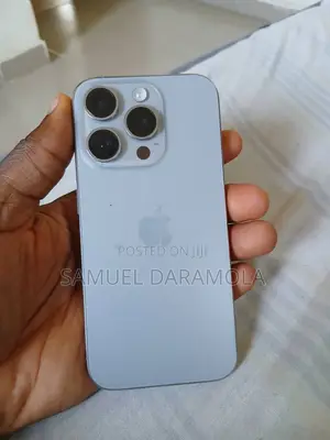 Apple iPhone 15 Pro 128 GB Silver