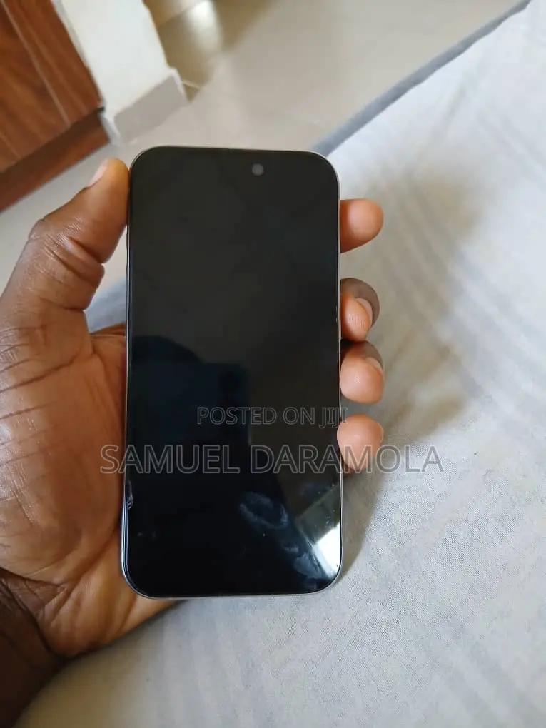 Apple iPhone 15 Pro 128 GB Silver