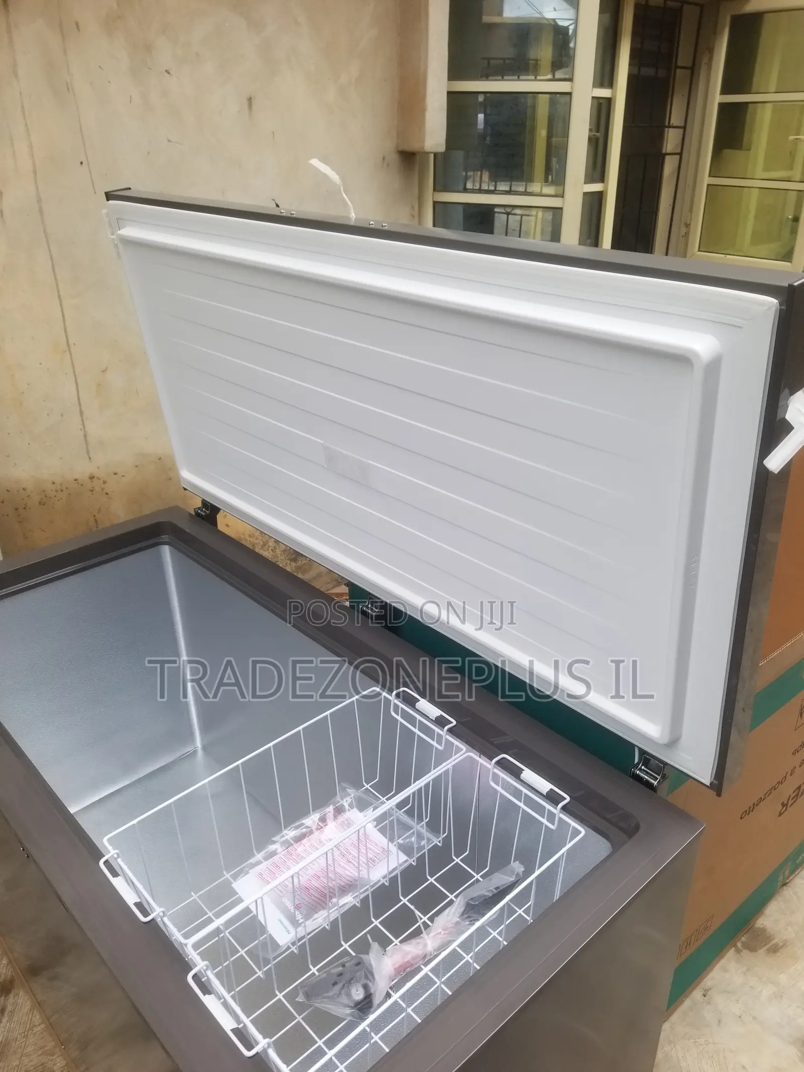 Smart Cooling Hisense 420L Chest Freezer