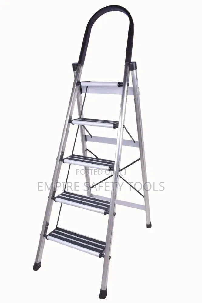 5 Steps Steel Ladder