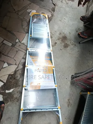 5 Steps Steel Ladder