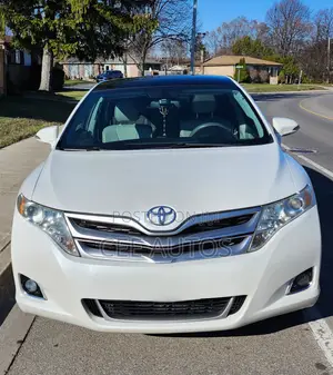Toyota Venza XLE AWD 2013 White