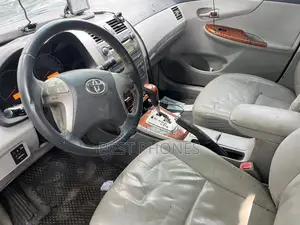 Toyota Corolla 2010 Black