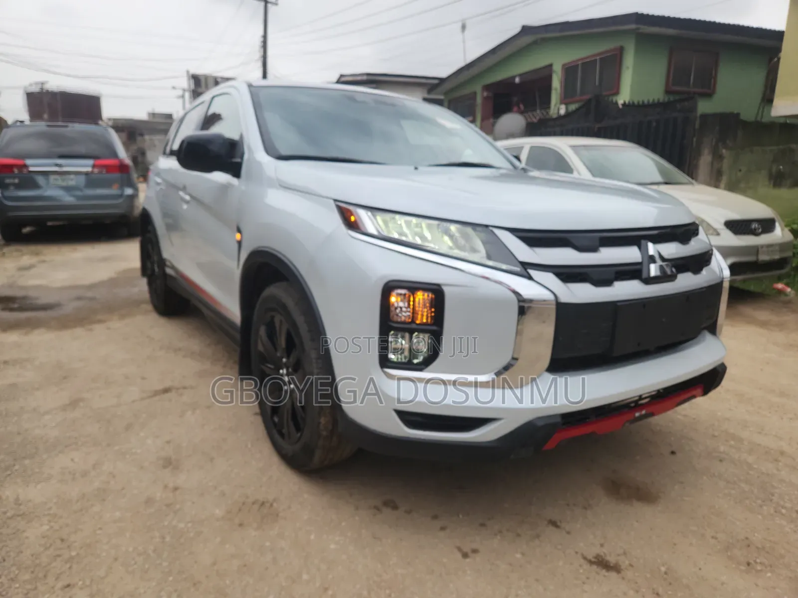 Mitsubishi Outlander 2025 White