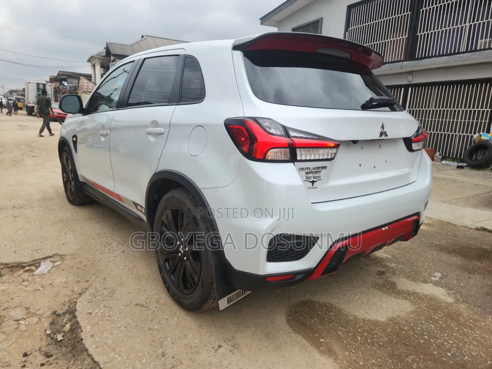 Mitsubishi Outlander 2025 White