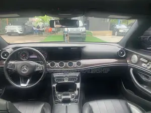 Mercedes-Benz C300 2016 Black