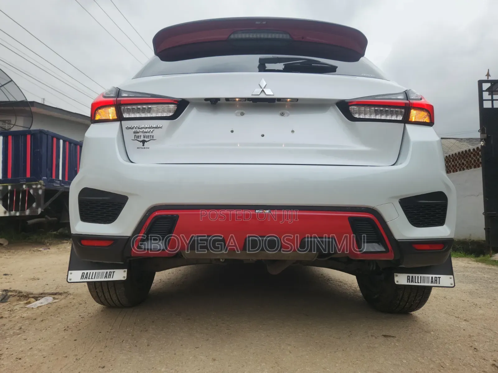 Mitsubishi Outlander 2025 White