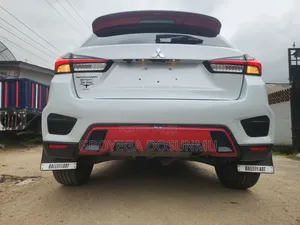 Mitsubishi Outlander 2025 White