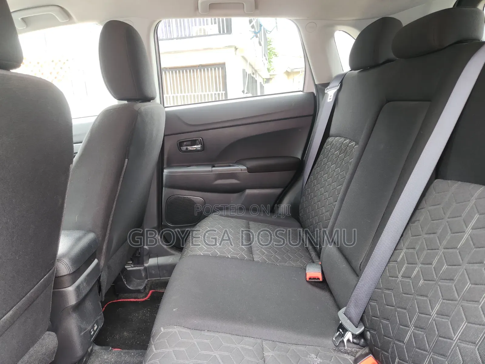 Mitsubishi Outlander 2025 White