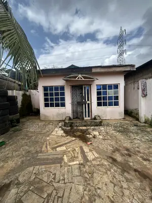 6bdrm Apartment in Abore, Baruwa for sale