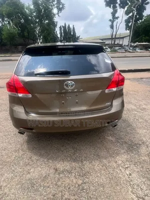 Toyota Venza AWD 2010 Brown