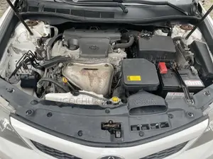 Toyota Camry SE Limited Edition 4dr Sedan (2.5L 4cyl 6A) 2012 White