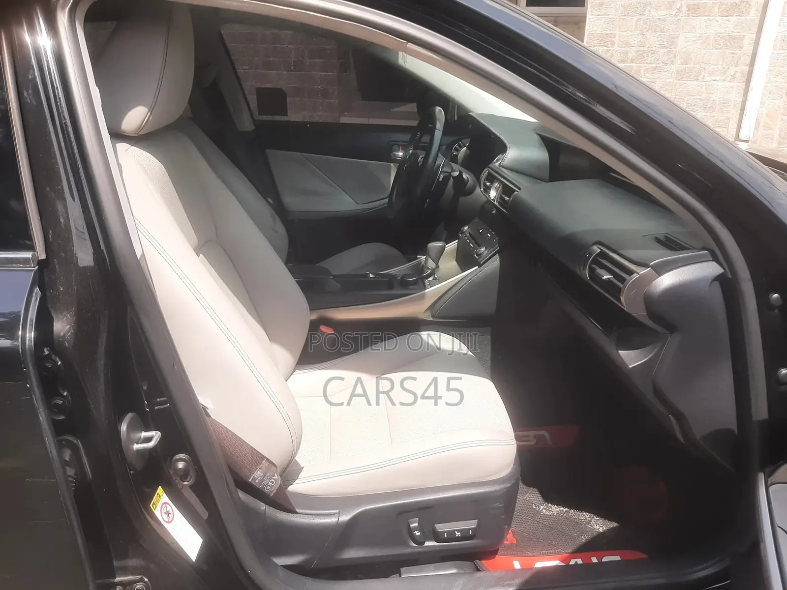 Lexus IS 2015 Black