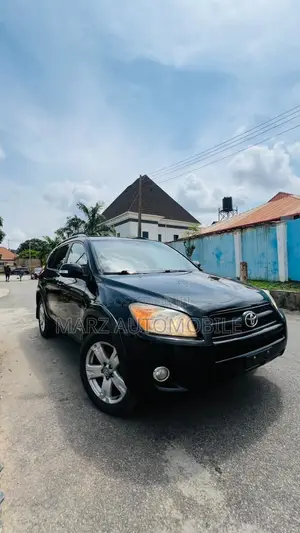 Toyota RAV4 2010 Black
