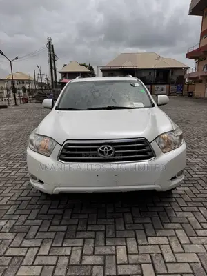 Toyota Highlander Limited 2010 White