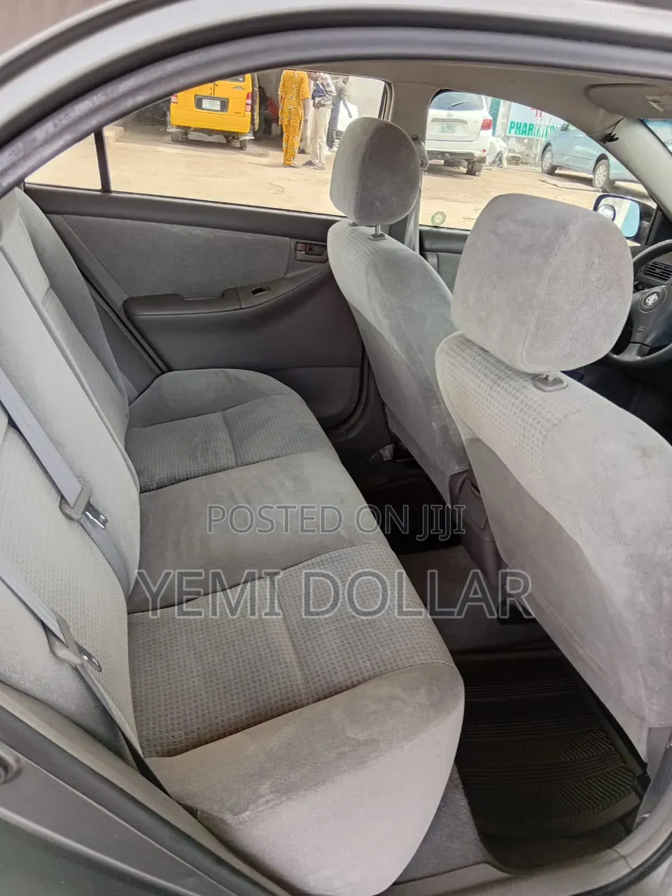 Toyota Corolla LE 2005 Gray