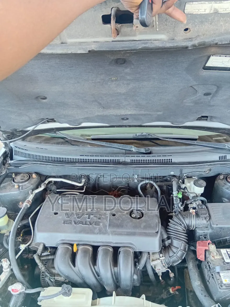 Toyota Corolla LE 2005 Gray