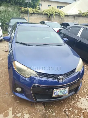 Toyota Corolla 2015 Blue