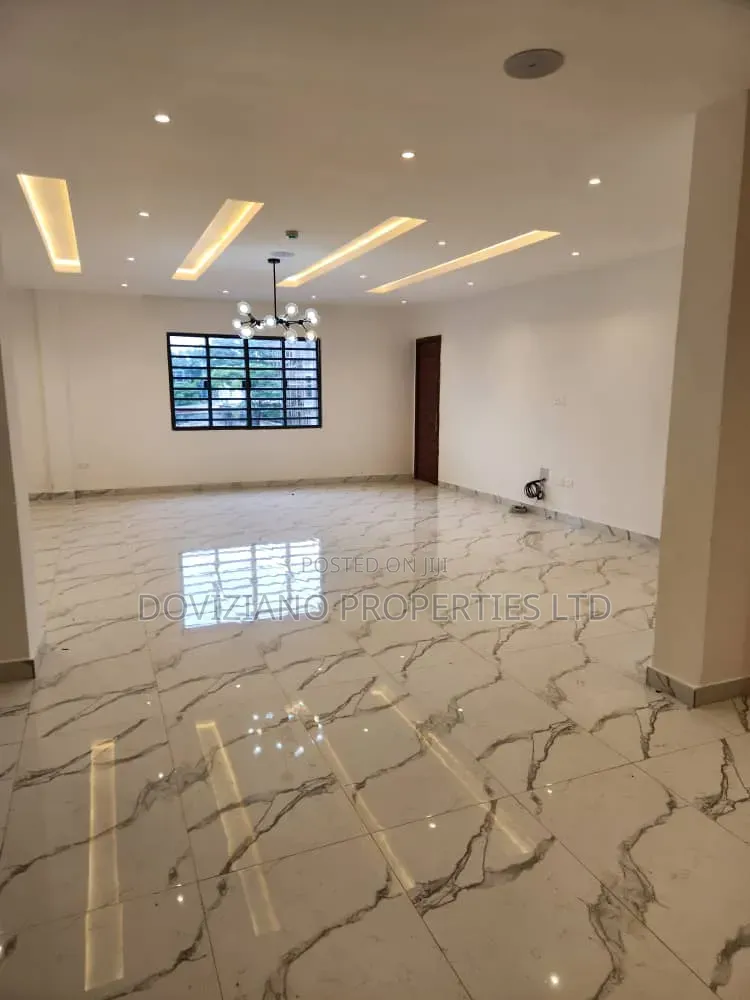 4bdrm Duplex in Ikeja GRA for rent