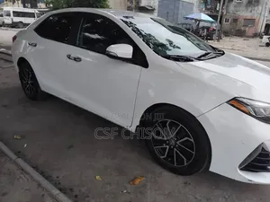 Toyota Corolla 2017 White