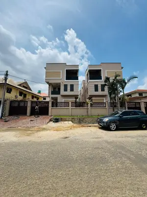 5bdrm Duplex in Omole Phase 1 for sale