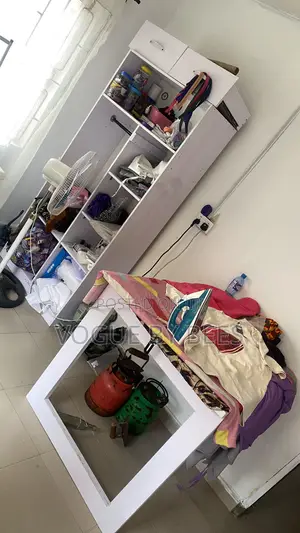 Wardrobe Shelve and Table