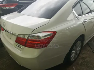 Honda Accord 2015 White