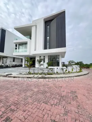Furnished 6bdrm Mansion in Osapa Estate for sale