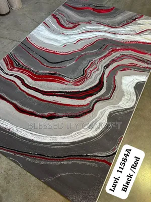 7 by 10 VIP Center Rug