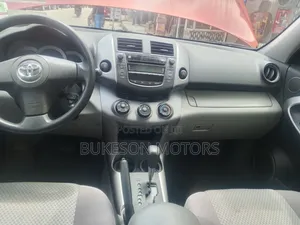 Toyota RAV4 2008 Red