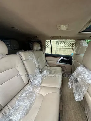 Toyota Land Cruiser 2012 Black