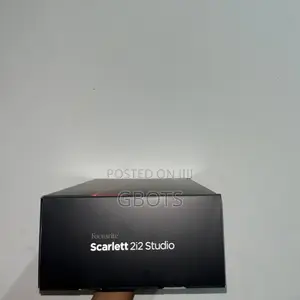 Focusrite Scarlett 2i2 Studio Bundle 4th Gen