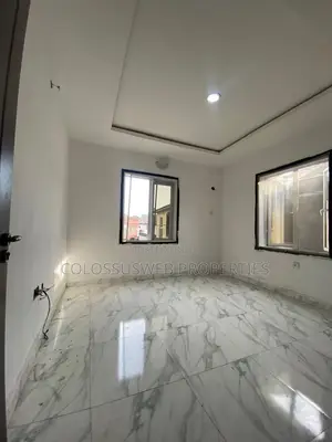 2bdrm Apartment in Osapa London, Lekki for rent