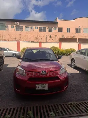 Scion xD Base 2010 Pink