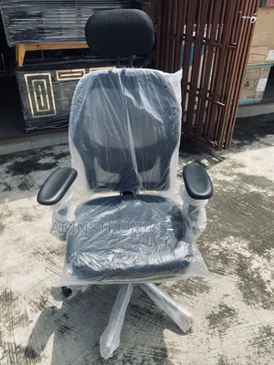 Premium Swivel Chair