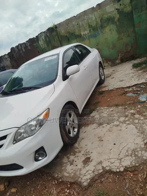 Toyota Corolla 2013 White