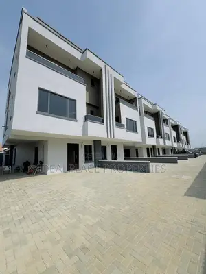 4bdrm Duplex in Ogudu GRA for sale