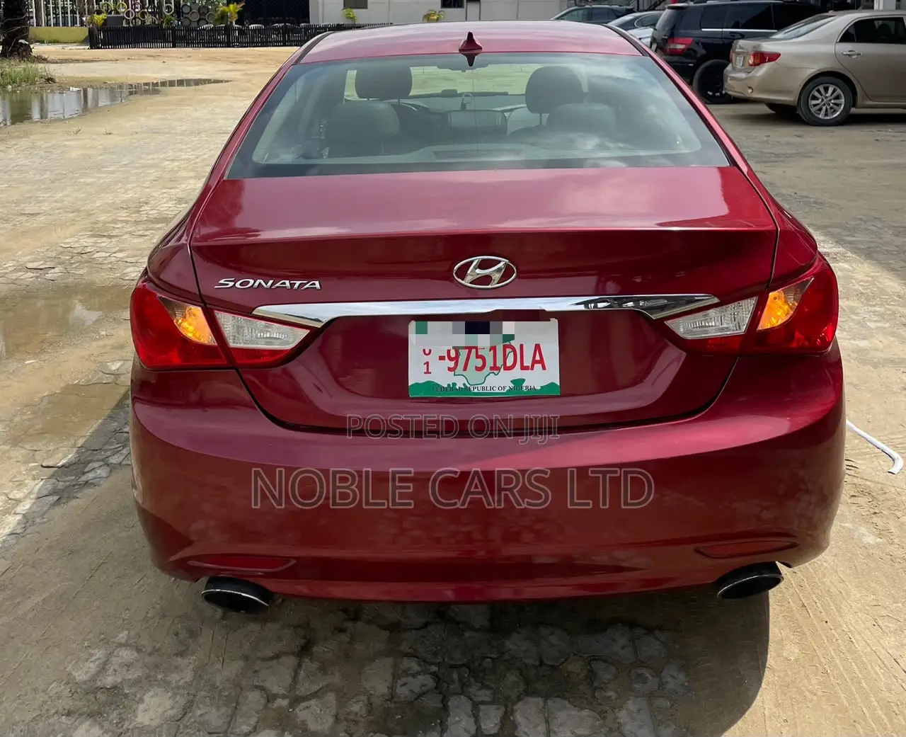 Hyundai Sonata 2012 Red