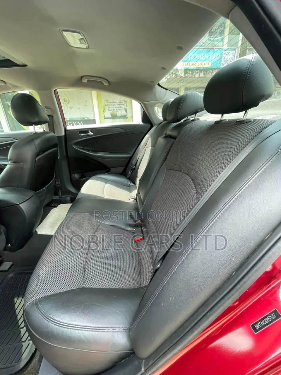 Hyundai Sonata 2012 Red