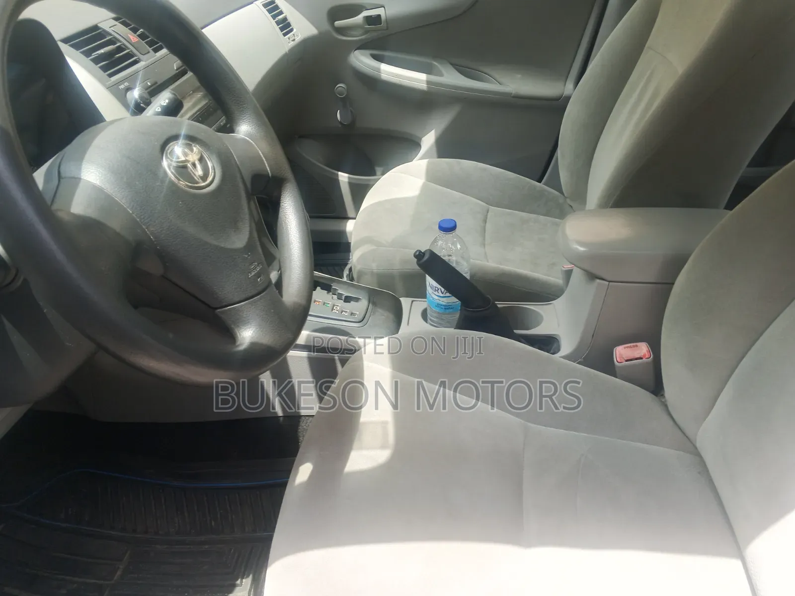 Toyota Corolla 2011 Silver