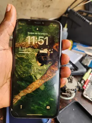 Apple iPhone XR 64 GB Black