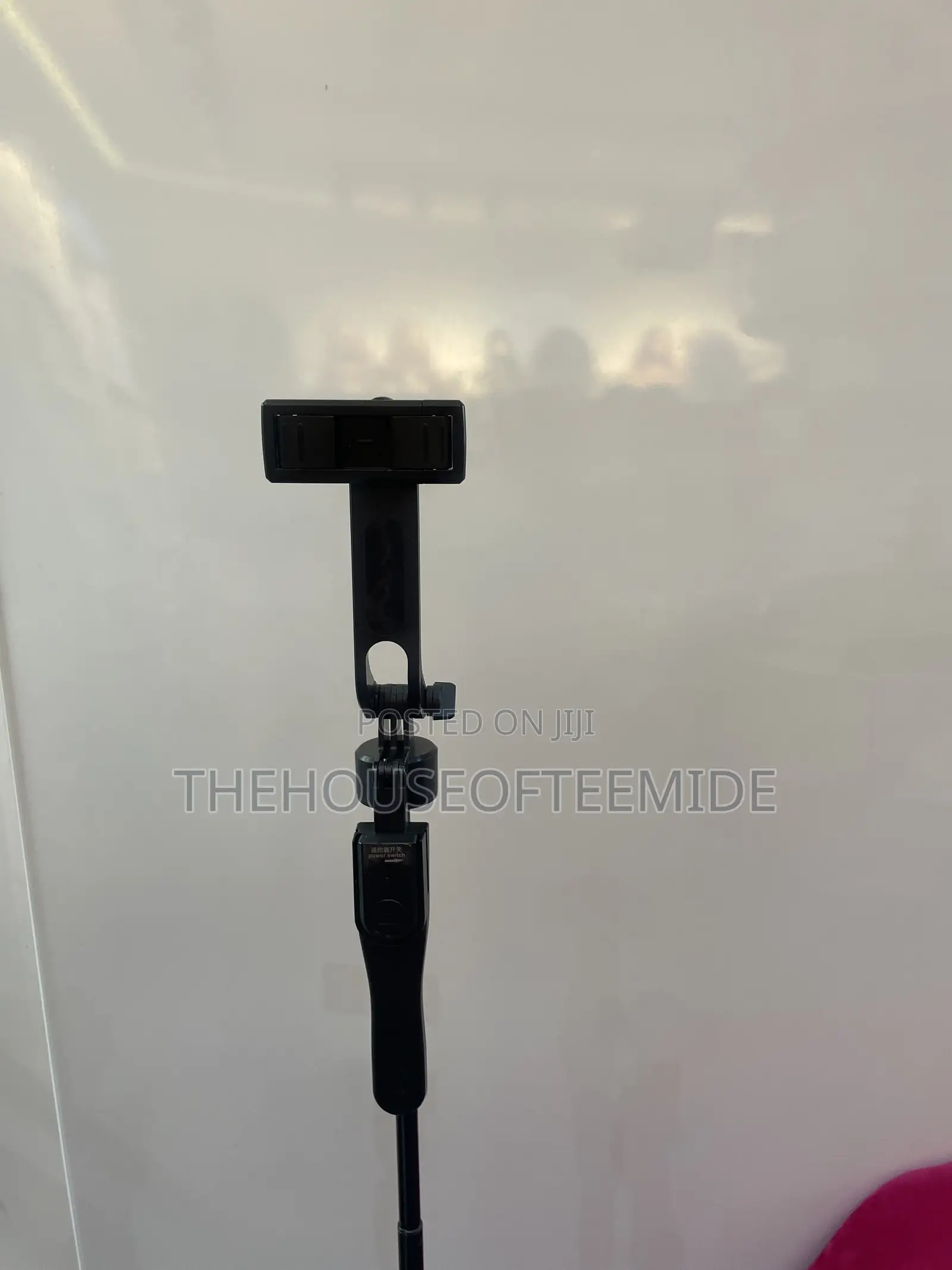 Long Foldable Tripod Stand