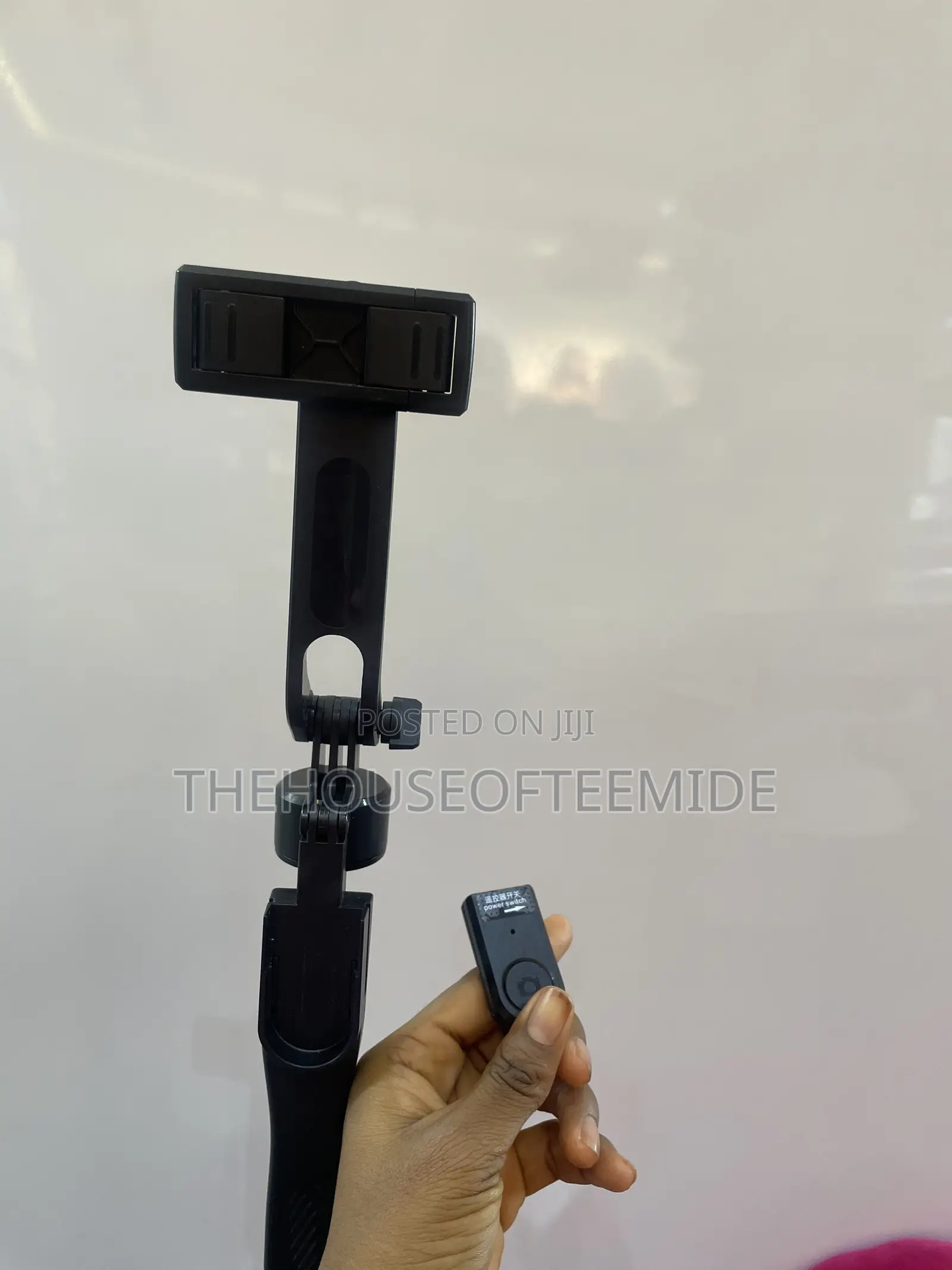 Long Foldable Tripod Stand